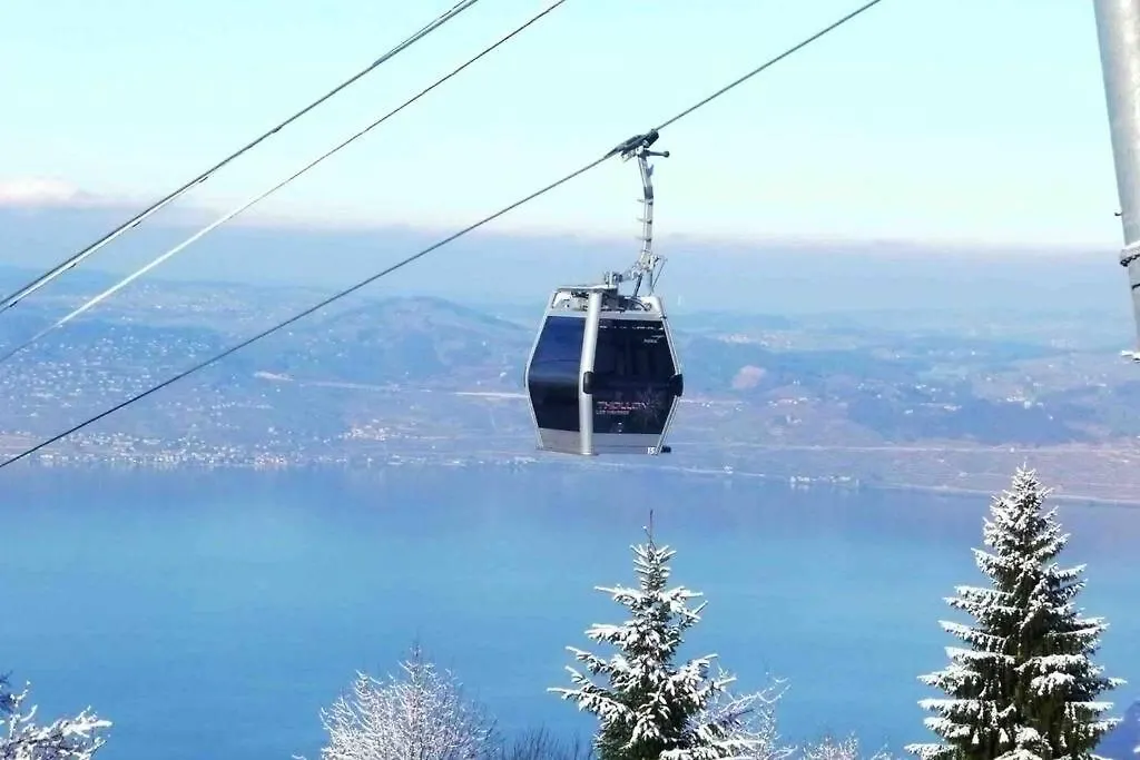 Duplex en station vue sur lac Leman Thollon-les-Mémises France